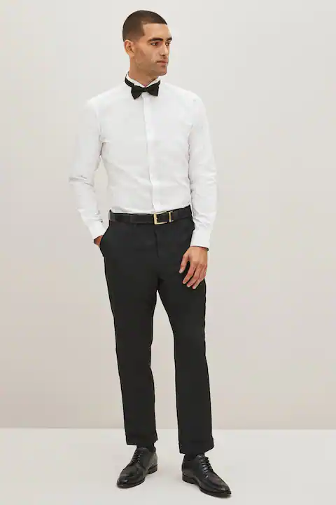 \picture of the product White Skinny Fit Easy Care Single Cuff Wing Collar Shirt